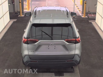 2021 Toyota RAV4 XLE - miniatura 5
