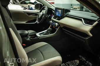 2021 Toyota RAV4 XLE - miniatura 13