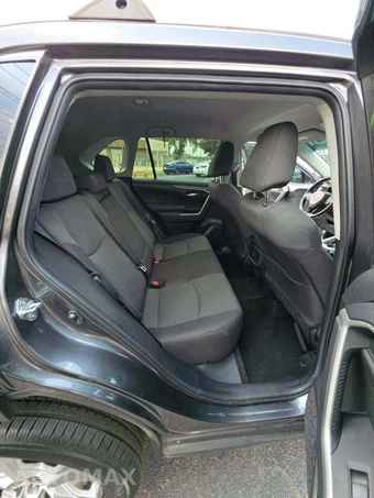 2021 Toyota RAV4 XLE - miniatura 13