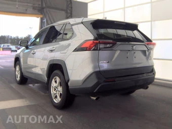 2021 Toyota RAV4 XLE – miniatura 6