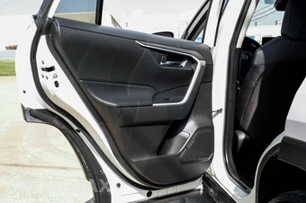 2021 Toyota RAV4 XLE - miniatura 43