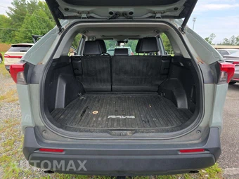 2021 Toyota RAV4 XLE Premium - miniatura 14