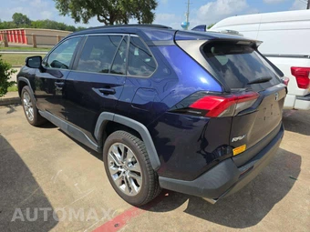 2021 Toyota RAV4 XLE Premium - miniatura 2