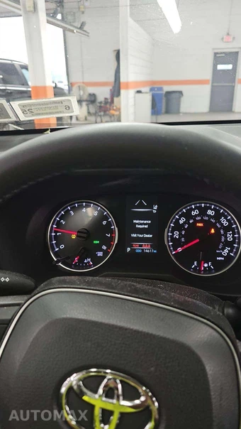 2021 Toyota RAV4 XLE Premium – miniatura 17