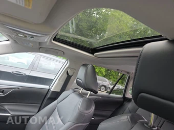 2021 Toyota RAV4 XLE Premium – miniatura 19