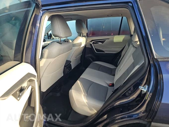 2021 Toyota RAV4 XLE Premium - miniatura 13