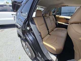 2021 Toyota RAV4 XLE Premium - miniatura 16