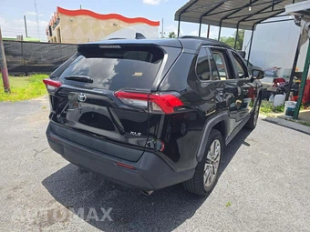 2021 Toyota RAV4 XLE Premium - miniatura 3