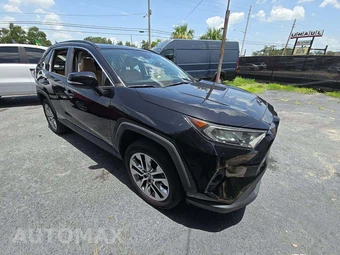 2021 Toyota RAV4 XLE Premium - miniatura 4
