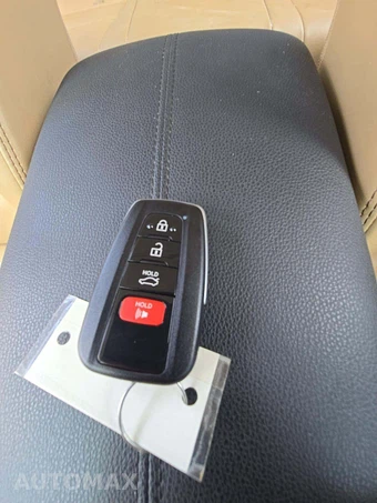 2021 Toyota RAV4 XLE Premium - miniatura 8