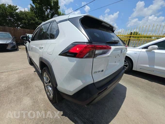 2021 Toyota RAV4 XLE Premium - miniatura 2