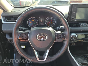 2021 Toyota RAV4 XLE Premium - miniatura 10