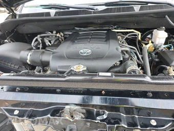 2021 Toyota Sequoia Limited – miniatura 16