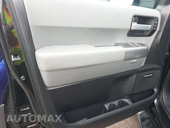 2021 Toyota Sequoia Limited – miniatura 9