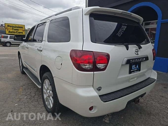 2021 Toyota Sequoia Platinum - miniatura 2