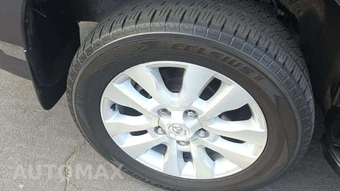 2021 Toyota Sequoia Platinum - miniatura 25