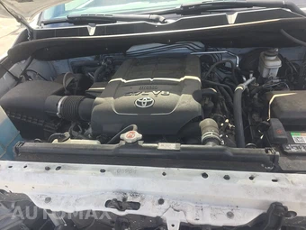 2021 Toyota Sequoia SR5 - miniatura 16