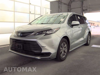 2021 Toyota Sienna LE 8-Passenger 120.5" WB