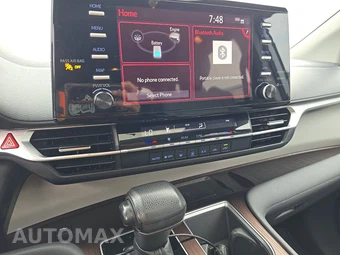 2021 Toyota Sienna LE 8-Passenger 120.5" WB - miniatura 11