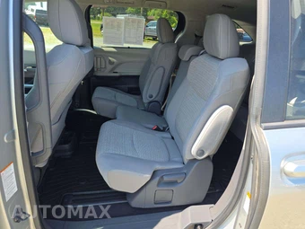 2021 Toyota Sienna LE 8-Passenger 120.5" WB - miniatura 10