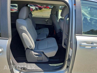 2021 Toyota Sienna LE 8-Passenger 120.5" WB - miniatura 14