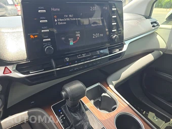 2021 Toyota Sienna LE 8-Passenger 120.5" WB - miniatura 11