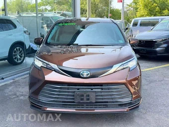 2021 Toyota Sienna LE 8-Passenger 120.5" WB - miniatura 2
