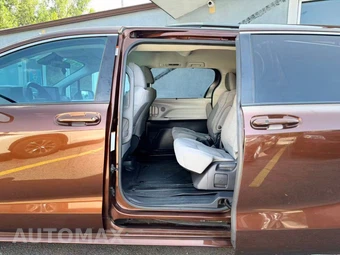 2021 Toyota Sienna LE 8-Passenger 120.5" WB - miniatura 21