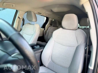 2021 Toyota Sienna LE 8-Passenger 120.5" WB - miniatura 22