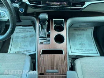 2021 Toyota Sienna LE 8-Passenger 120.5" WB - miniatura 28