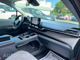 2021 Toyota Sienna LE 8-Passenger 120.5" WB - miniatura 31