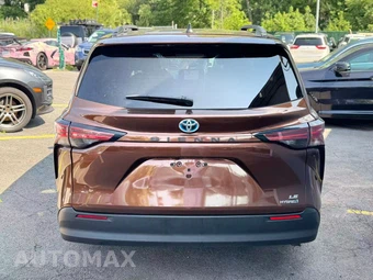 2021 Toyota Sienna LE 8-Passenger 120.5" WB - miniatura 5