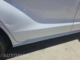 2021 Toyota Sienna LE 8-Passenger 120.5" WB - miniatura 24