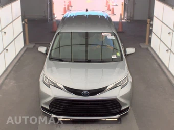 2021 Toyota Sienna LE 8-Passenger 120.5" WB - miniatura 2