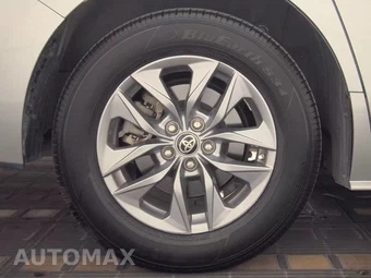 2021 Toyota Sienna LE 8-Passenger 120.5" WB - miniatura 11