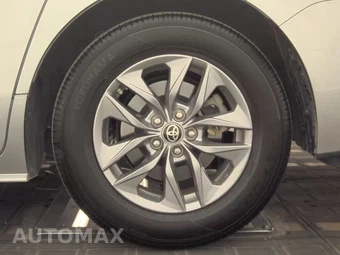 2021 Toyota Sienna LE 8-Passenger 120.5" WB - miniatura 12