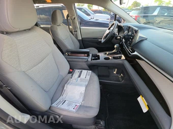 2021 Toyota Sienna LE 8-Passenger 120.5" WB - miniatura 14