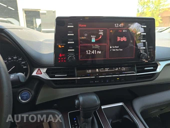 2021 Toyota Sienna LE 8-Passenger 120.5" WB - miniatura 10