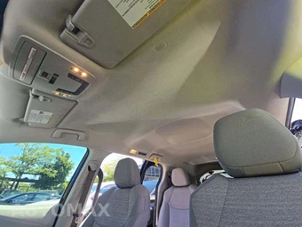 2021 Toyota Sienna LE 8-Passenger 120.5" WB - miniatura 11