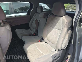 2021 Toyota Sienna LE 8-Passenger 120.5" WB - miniatura 13