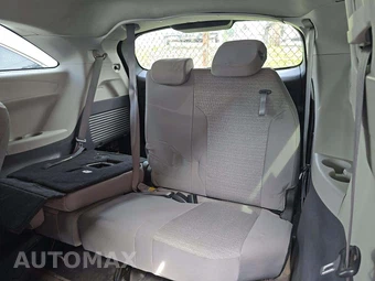 2021 Toyota Sienna LE 8-Passenger 120.5" WB - miniatura 14