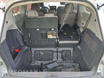 2021 Toyota Sienna LE 8-Passenger 120.5" WB - miniatura 15