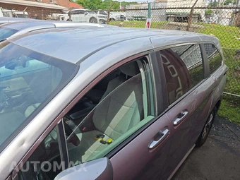 2021 Toyota Sienna LE 8-Passenger 120.5" WB - miniatura 31