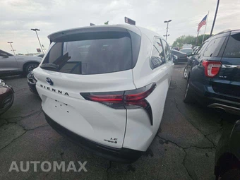 2021 Toyota Sienna LE 8-Passenger 120.5" WB - miniatura 3