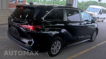 2021 Toyota Sienna LE 8-Passenger 120.5" WB - miniatura 4