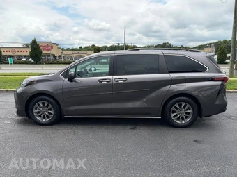 2021 Toyota Sienna LE 8-Passenger 120.5" WB - miniatura 11