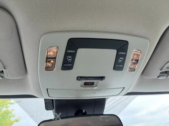 2021 Toyota Sienna LE 8-Passenger 120.5" WB - miniatura 27