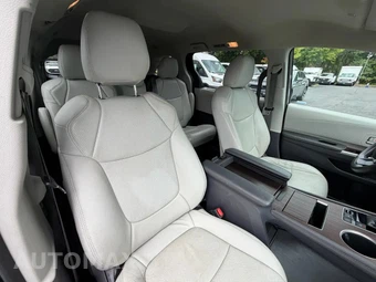 2021 Toyota Sienna LE 8-Passenger 120.5" WB - miniatura 41