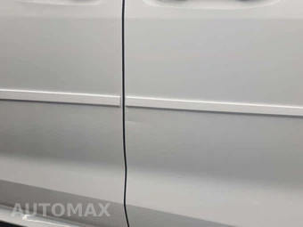 2021 Toyota Sienna LE 8-Passenger 120.5" WB - miniatura 20