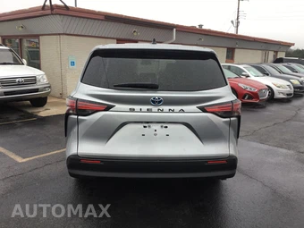 2021 Toyota Sienna LE 8-Passenger 120.5" WB - miniatura 5